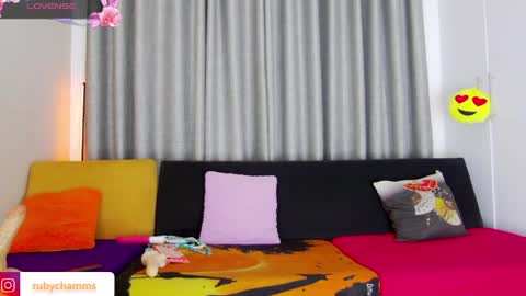 AngieLizzy online show from 05-31-26, 02:46