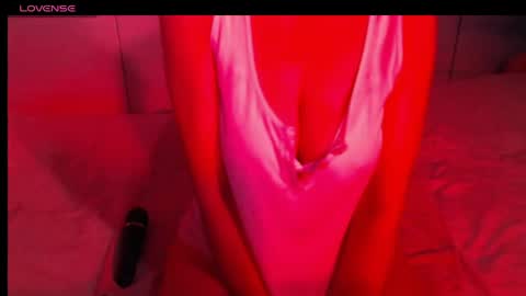 Snapshot of heavenlykiss chatting on 05-07-26, 02:22 Chani online show from 05-07-26, 02:22