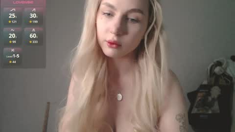 Akemi instinthemoodforlooove online show from 04-20-26, 12:19