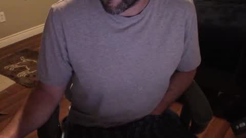 Snapshot of heavilyhung chatting on 07-07-26, 04:48 John online show from 07-07-26, 04:48