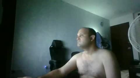 Heavy Rebell online show from 10-05-25, 06:34