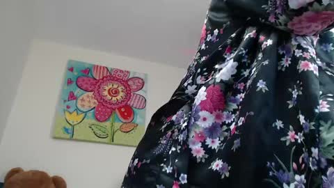 Snapshot of hebelongs2her chatting on 05-07-26, 08:14 hebelongs2her online show from 05-07-26, 08:14