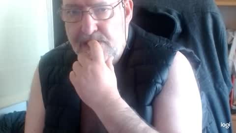 Hechizo online show from 04-19-26, 03:11