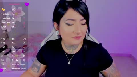 Snapshot of heey_kitty chatting on 07-28-26, 06:31 IM EMY online show from 07-28-26, 06:31