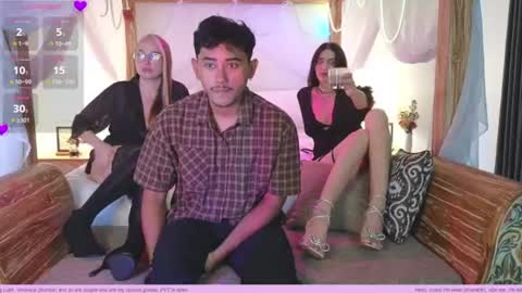 Snapshot of heidiluceous chatting on 06-19-26, 03:33 Heidi brunette Foxy red head and Carrie blondie online show from 06-19-26, 03:33