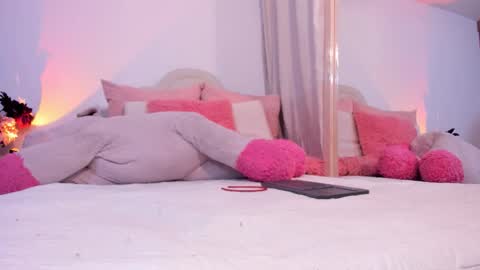 Anny Ferreiro online show from 10-27-25, 10:47