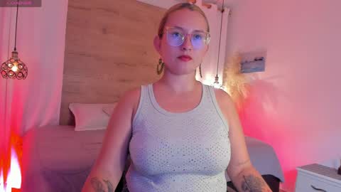 ANTARA REY online show from 04-07-26, 07:03