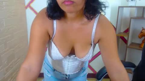 MY NAME IS HEIDY online show from 03-01-26, 01:51