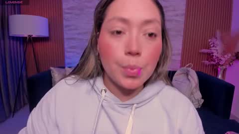 Heidy online show from 11-05-25, 03:17