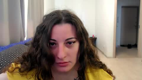 helen_adams_ online show from 05-18-26, 06:08