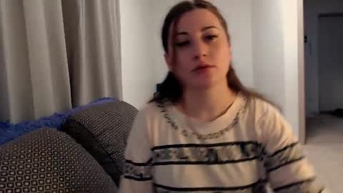 Snapshot of helen_adams_ chatting on 06-17-26, 05:10 helen_adams_ online show from 06-17-26, 05:10