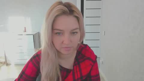 Snapshot of helen_angel_girl chatting on 01-04-25, 11:22 Helen sven online show from 01-04-25, 11:22