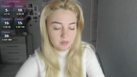 Helen sven online show from 12-15-25, 06:28