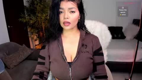 Snapshot of helen_miller chatting on 06-14-26, 06:04 helen_miller online show from 06-14-26, 06:04