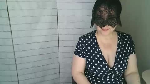 Snapshot of helen_xi chatting on 04-11-26, 03:55 Helen online show from 04-11-26, 03:55