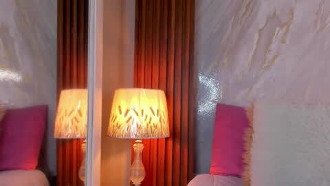 Helena Santos  online show from 03-20-26, 10:53