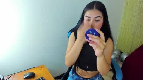 helena online show from 09-18-25, 08:00