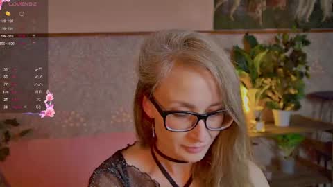 Snapshot of helenaboyd1 chatting on 06-29-26, 10:59 Hello misters Helena here online show from 06-29-26, 10:59