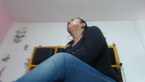 helenahotwet online show from 10-10-25, 07:02