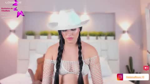 H E L E N A  online show from 02-18-26, 07:54