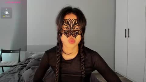 Hi I am Helen online show from 06-22-26, 03:25