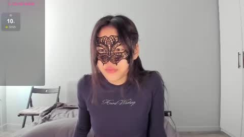 Hi I am Helen online show from 06-25-26, 02:11