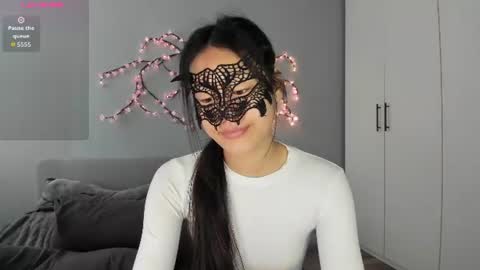 Hi I am Helen online show from 07-17-26, 02:07