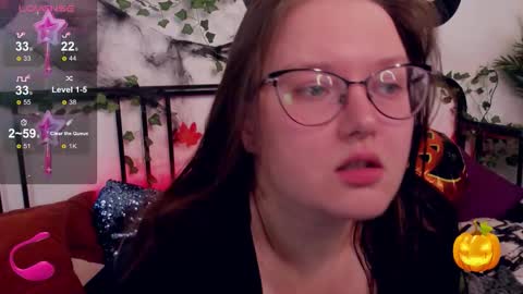 helendanvers online show from 11-05-25, 02:55