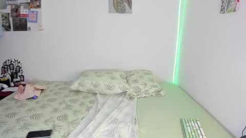   online show from 02-06-26, 01:10