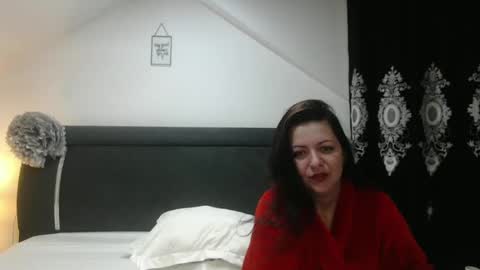 helenhh online show from 03-06-25, 10:20