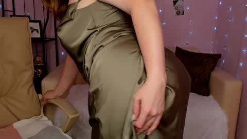 Helen online show from 01-12-25, 04:42