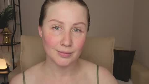 Snapshot of helens_lov chatting on 06-07-26, 05:11 Helen online show from 06-07-26, 05:11