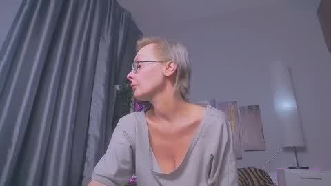 Helga online show from 03-04-25, 09:32