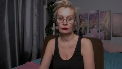 Snapshot of helgahimmele chatting on 04-23-26, 04:31 Helga online show from 04-23-26, 04:31