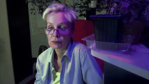 Snapshot of helgahimmele chatting on 07-29-26, 11:36 Helga online show from 07-29-26, 11:36