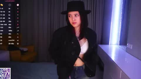 Aurora online show from 04-08-26, 09:26