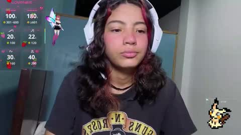 Helia Transfem and Amy online show from 10-12-25, 08:08