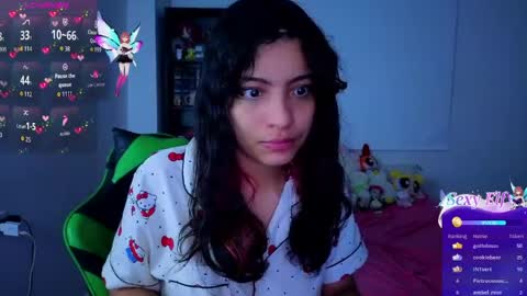 Helia Transfem and Amy online show from 05-29-26, 02:09