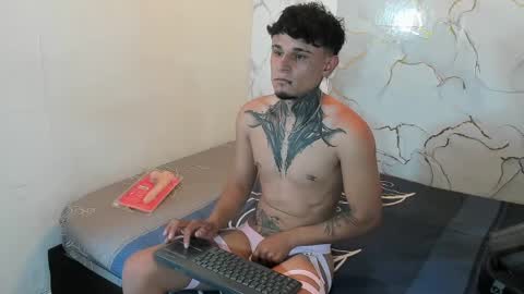 Snapshot of helian_06 chatting on 07-01-26, 01:29 helian_06 online show from 07-01-26, 01:29