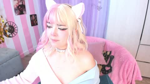 Laura online show from 01-23-25, 02:44