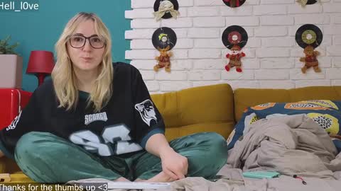 Snapshot of hell_l0ve chatting on 01-13-25, 12:02 Anastasiia online show from 01-13-25, 12:02