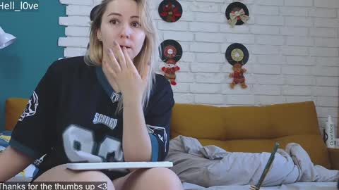 Snapshot of hell_l0ve chatting on 02-03-25, 06:02 Anastasiia online show from 02-03-25, 06:02