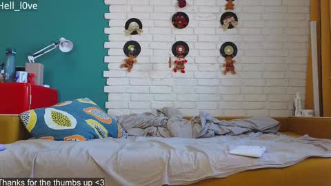 Snapshot of hell_l0ve chatting on 02-07-25, 03:12 Anastasiia online show from 02-07-25, 03:12