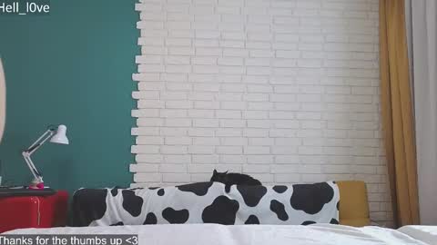 Snapshot of hell_l0ve chatting on 03-11-25, 02:54 Anastasiia online show from 03-11-25, 02:54