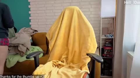 Snapshot of hell_l0ve chatting on 09-11-25, 10:04 Anastasiia online show from 09-11-25, 10:04