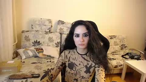 Snapshot of hella_helen chatting on 07-16-26, 11:11 Helen online show from 07-16-26, 11:11