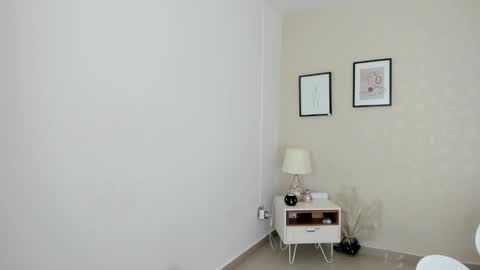 Snapshot of hellen_coy chatting on 01-09-25, 12:30 Julieta online show from 01-09-25, 12:30