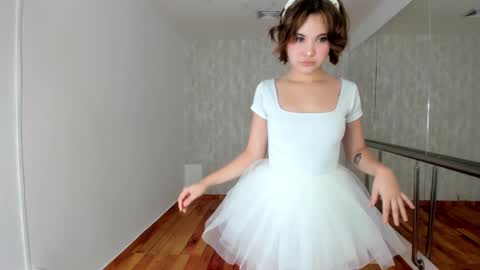 Snapshot of hellen_coy chatting on 01-12-25, 12:33 Julieta online show from 01-12-25, 12:33