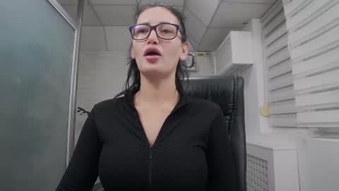    online show from 10-14-25, 03:07