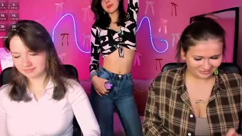 Helli online show from 03-17-26, 08:45